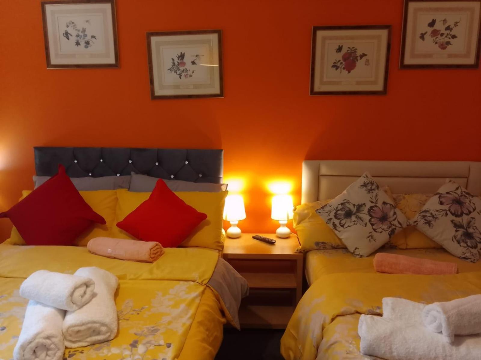 Ideal Home & Cottage Inviting 4 Bedroom Apartments Walsall Exteriör bild