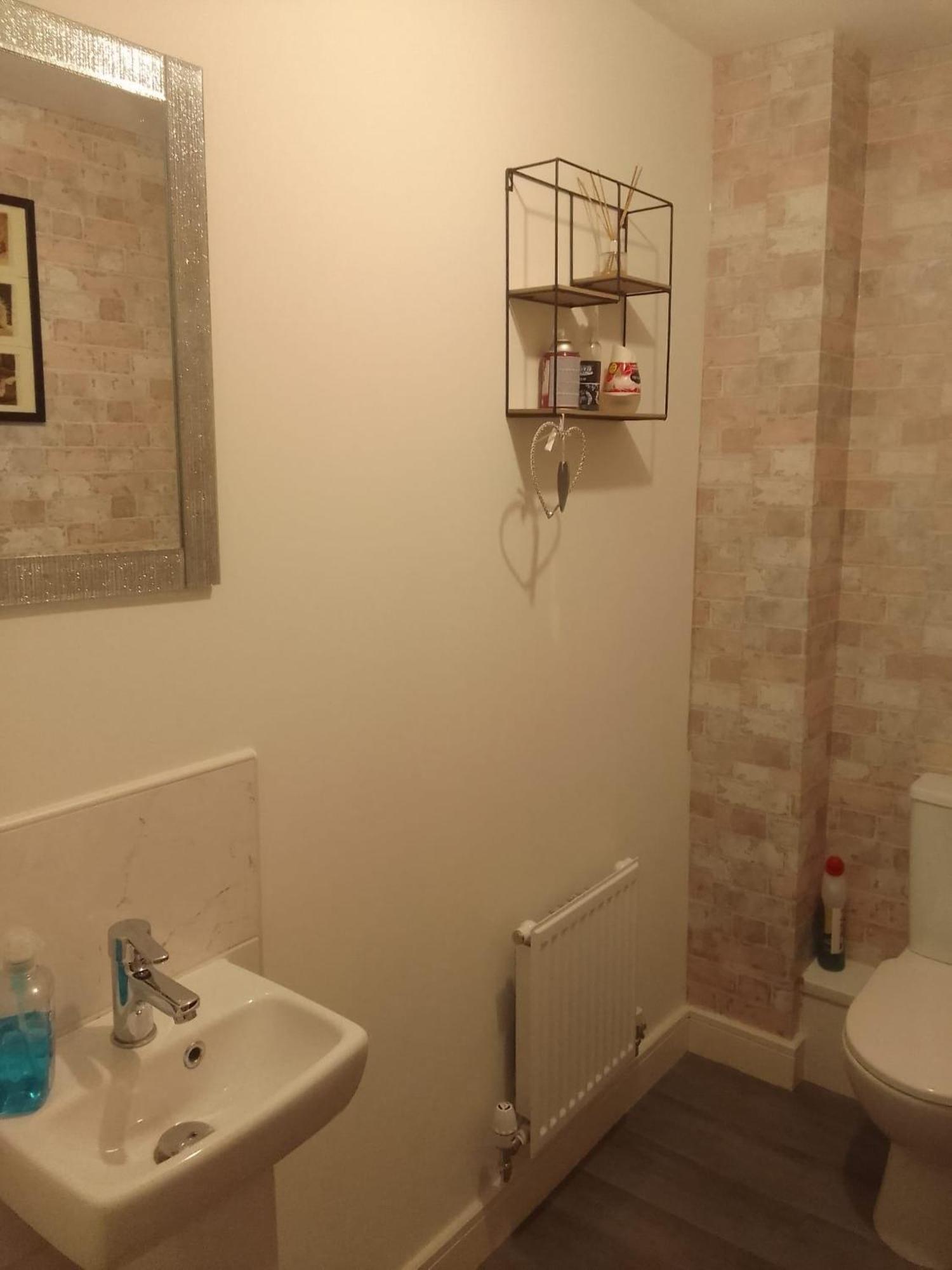 Ideal Home & Cottage Inviting 4 Bedroom Apartments Walsall Exteriör bild